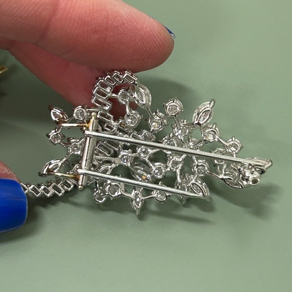 Vintage Diamond Brooch 5.25 ct. Platinum & Gold Pin - Picture 4 of 7